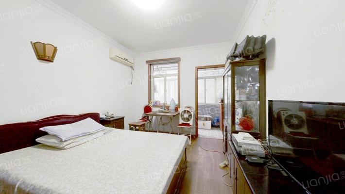 新民村二手房实景图