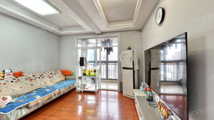 龙阳雅苑二手房实景图