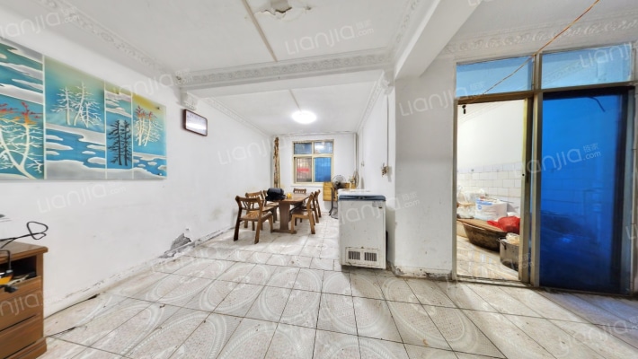 环城南路48号院二手房实景图