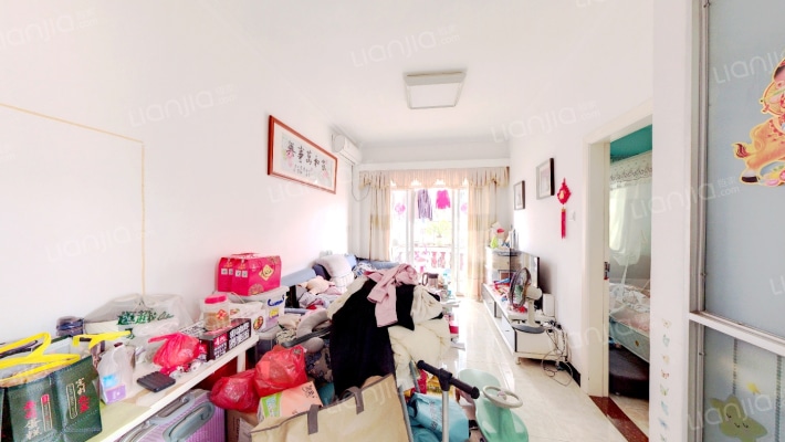 宏威新村二手房实景图