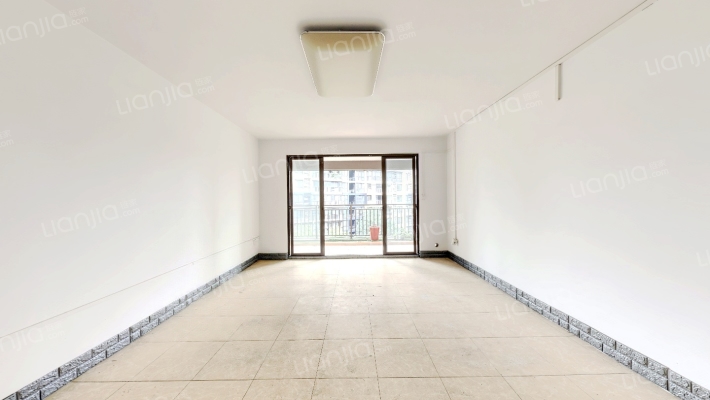 彰泰·名都二手房实景图