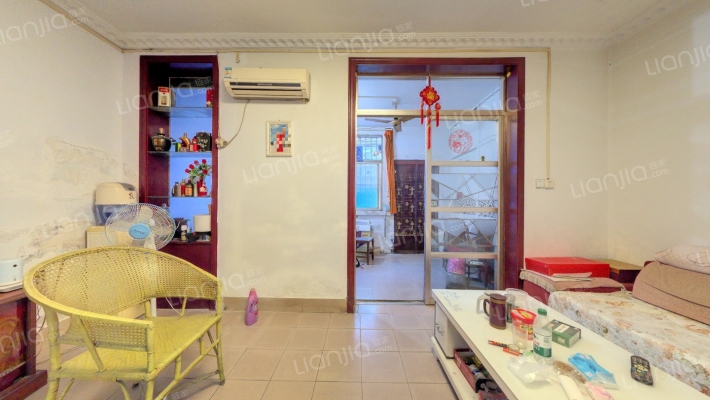 光明新村二手房实景图