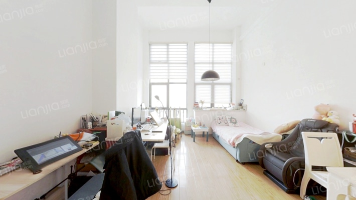 中城商务广场二手房实景图