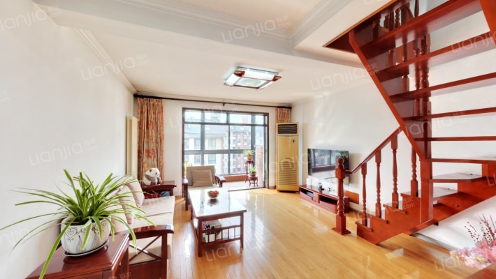 四季景园二手房实景图