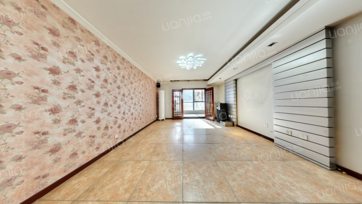 高新水晶国际二手房实景图