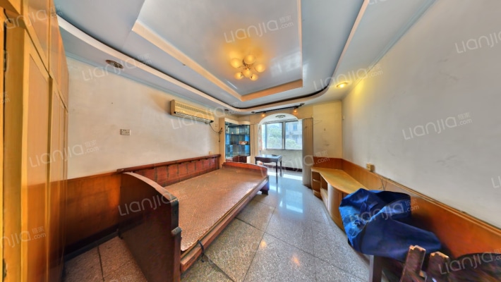 南江公寓二手房实景图