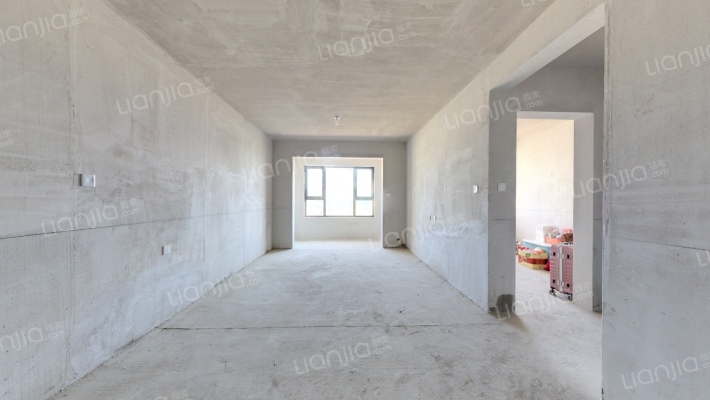 保利领秀山九区二手房实景图