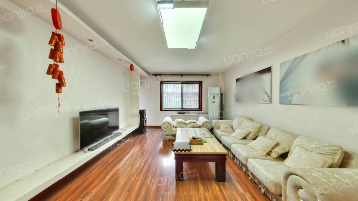 凤城四路工商局家属院二手房实景图