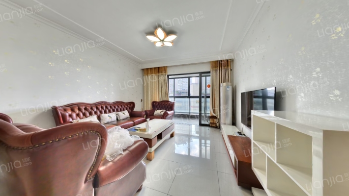 富力广场二手房实景图