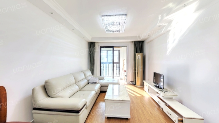 东鼎名人府邸二手房实景图