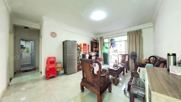 信义假日名城一期沁芳园二手房实景图