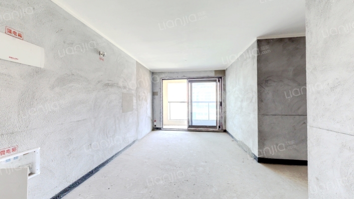 泊云府二手房实景图