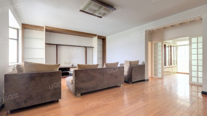 金实小区·春实园二手房实景图