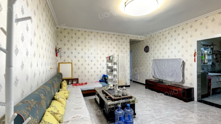 优越花苑二手房实景图