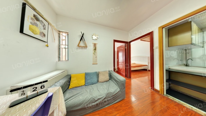 西海湾公寓二手房实景图