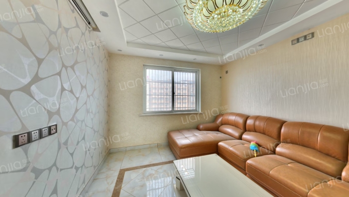 瑞景新居二手房实景图