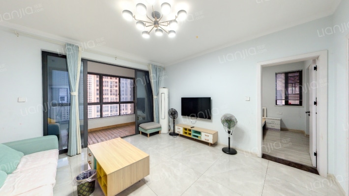 长房半岛蓝湾二期二手房实景图