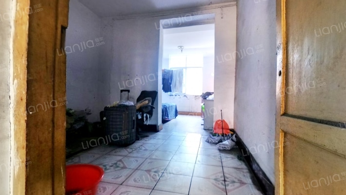 攀研院生活区二手房实景图