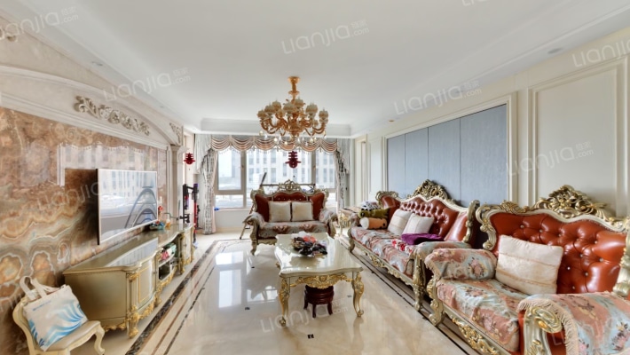 融创悦湖台二手房实景图