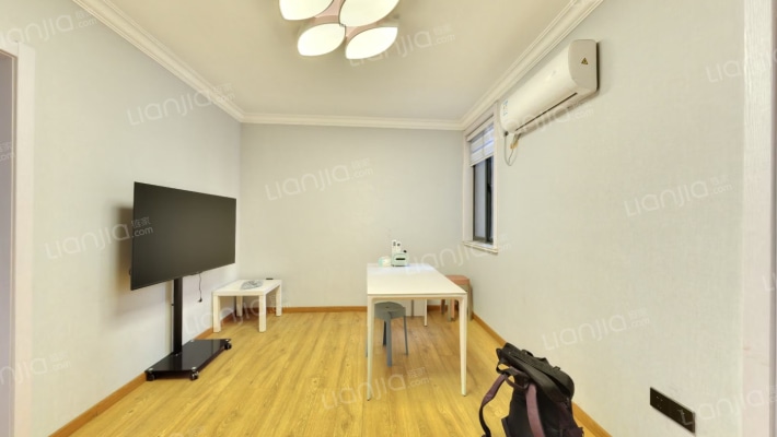 绘园新村三区二手房实景图