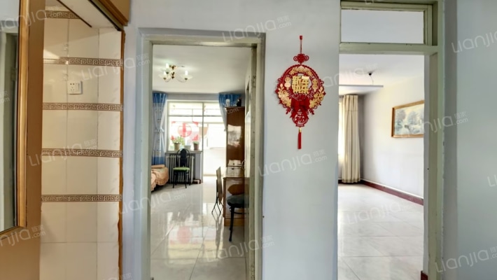 水泥厂家属小区二手房实景图