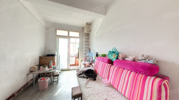 皂河路林业小区二手房实景图