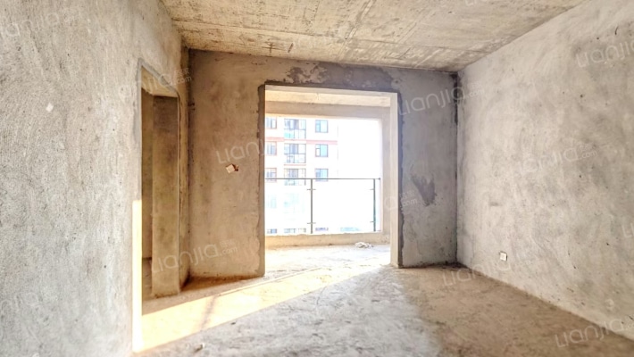 清华名门二手房实景图