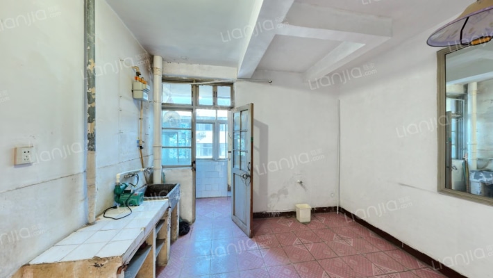 少华街40号院二手房实景图