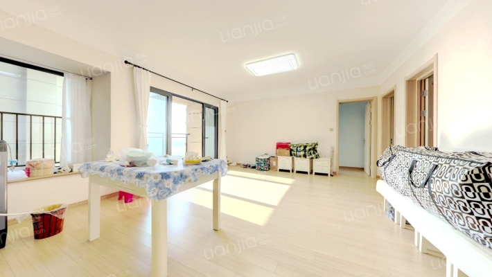 美的新城公园天下二手房实景图