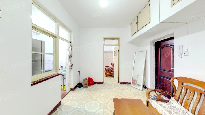 市体委宿舍二手房实景图