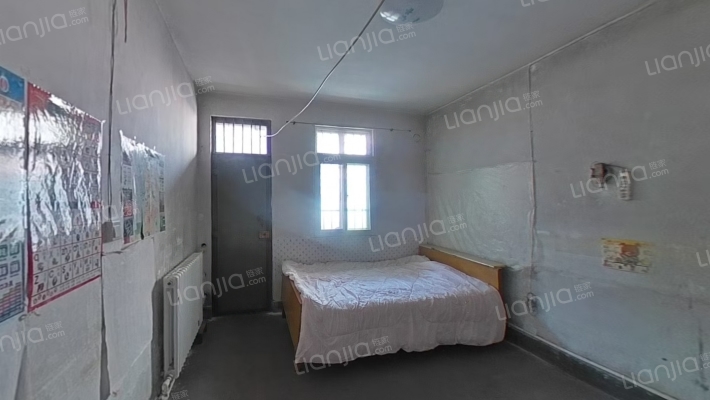 王郎前街4号院二手房实景图