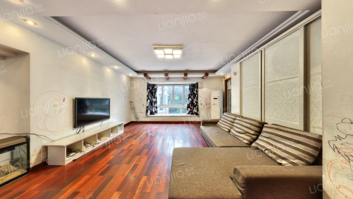 升伟新民居小区二手房实景图