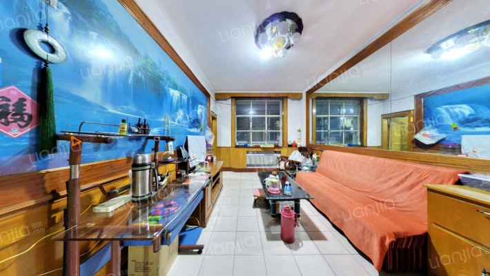 六街楼源达胡同二手房实景图