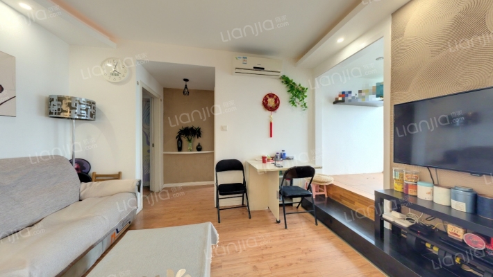 杰圣家苑二手房实景图