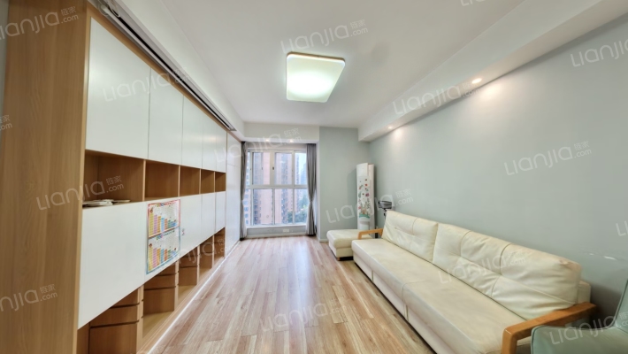 中铁城锦南汇二手房实景图