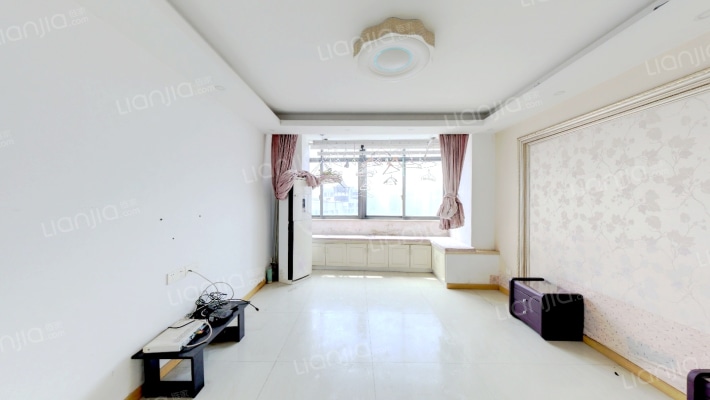 新港公寓(新吴区)二手房实景图