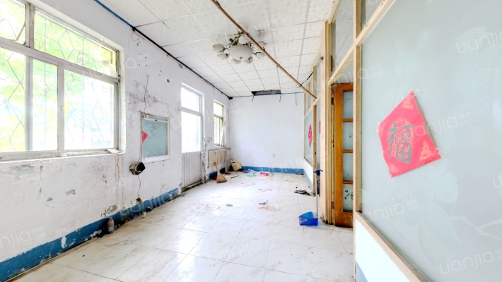 物资局小区二手房实景图