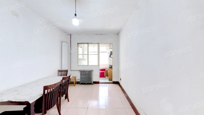 钢圈厂家属院二手房实景图