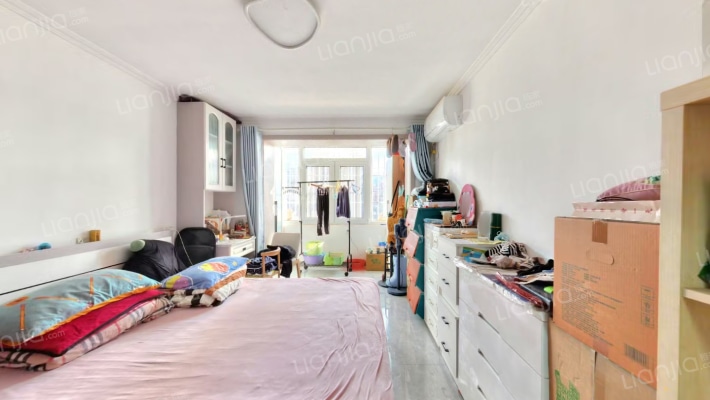 红居南街二手房实景图