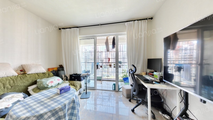 怡里馨居二手房实景图