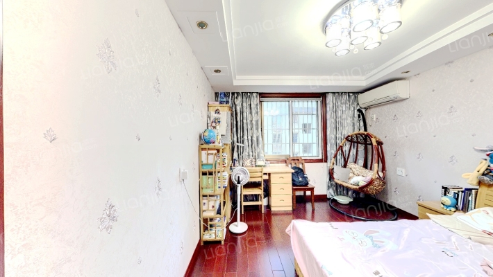 商贸公寓二手房实景图