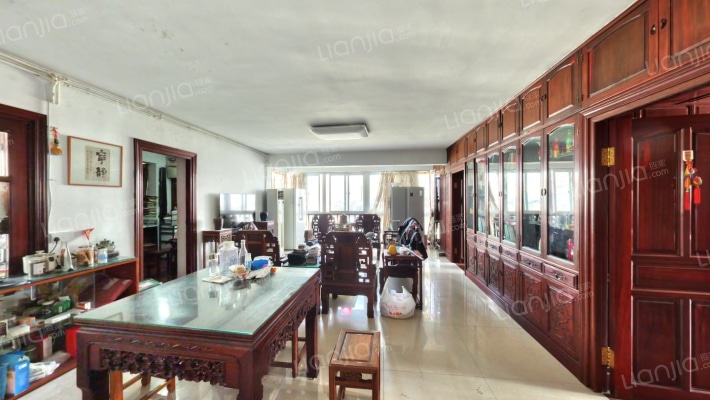 跃龙公寓二手房实景图