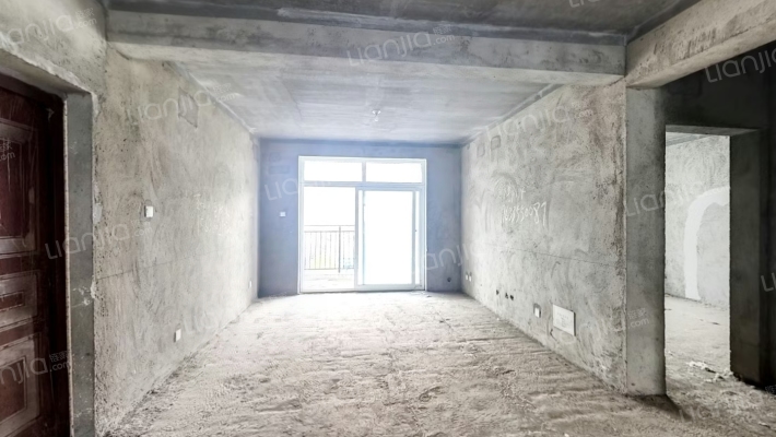 蓝岳玫瑰园二手房实景图