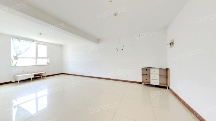 莲河家园二手房实景图