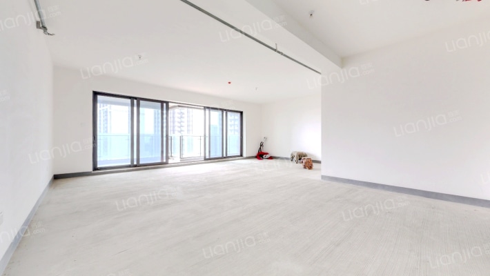 卡地亚花园城蔚蓝轩B区二手房实景图