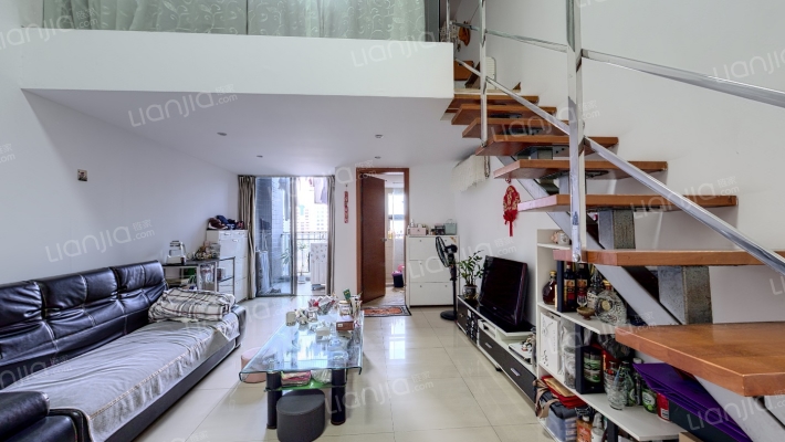 凯旋时代公寓二手房实景图