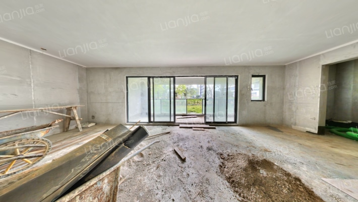 融创·云麓长林二手房实景图