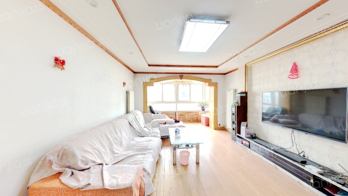 荣天家园二手房实景图