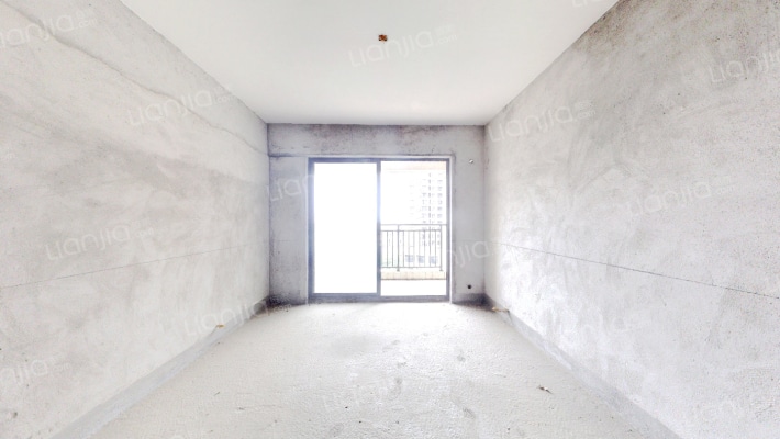 逸泉映翠二手房实景图