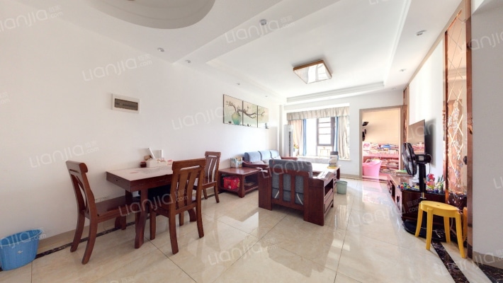 九龙馨苑二手房实景图